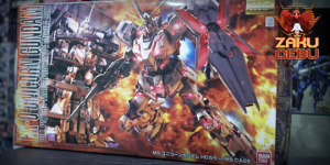 Bandai 1/100 MG RX-0 Unicorn Gundam with MS Cage