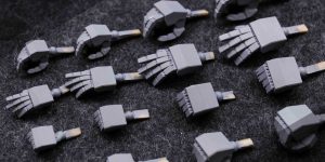 PRE ORDER: AOK Silveroaks 1/100 MG Styling Hands Full Resin Kit Type E – Extra Large (Original Cast)